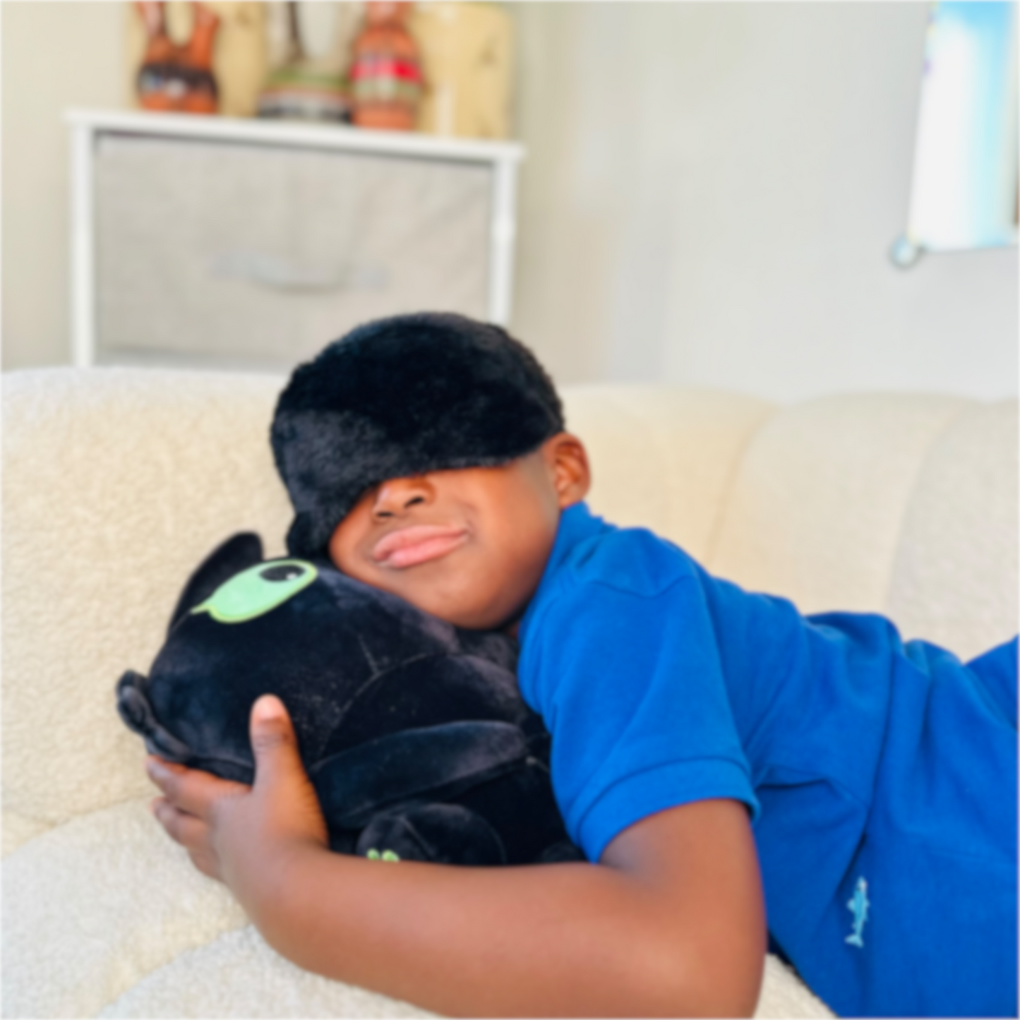 Fluffy, luxurious eye mask for a restful sleep, designed for comfort and relaxation.