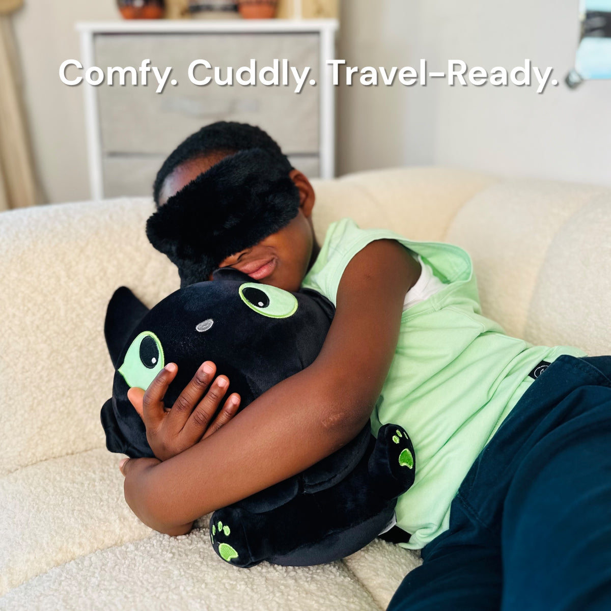 Soft and light-blocking eye mask included with the set.